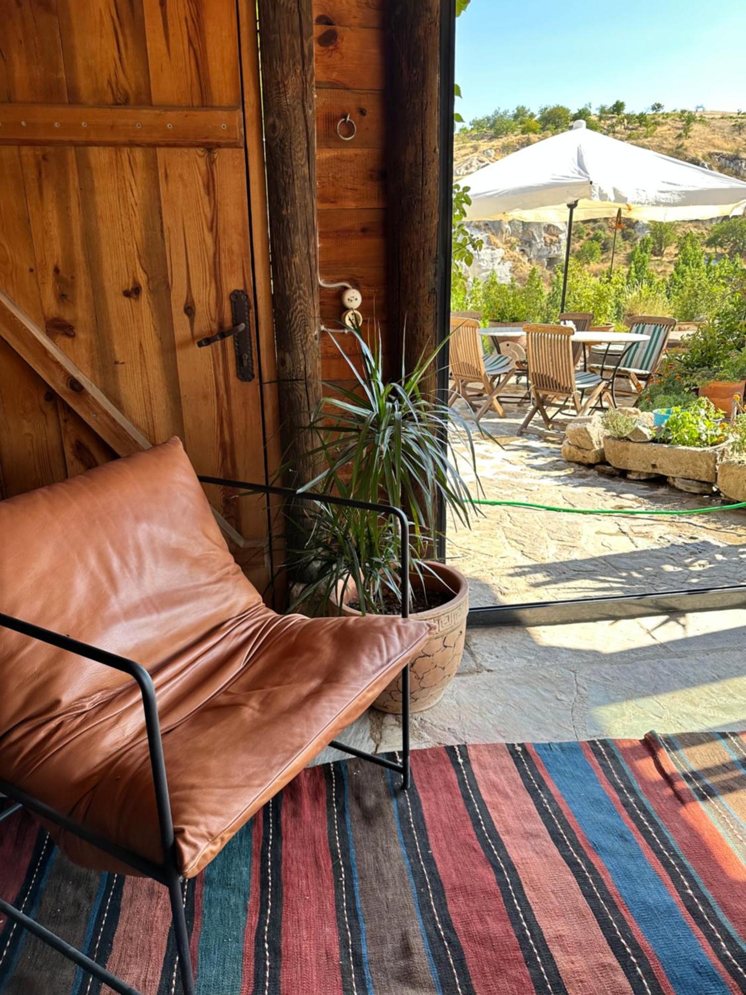 Potamia Cave Suites Ortahisar Екстериор снимка
