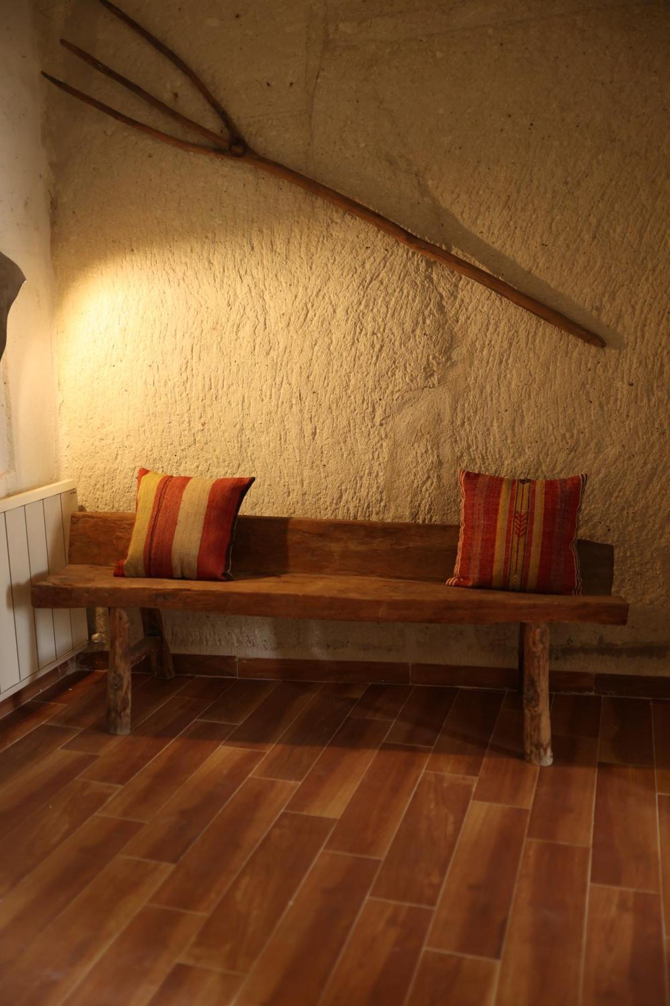Potamia Cave Suites Ortahisar Екстериор снимка