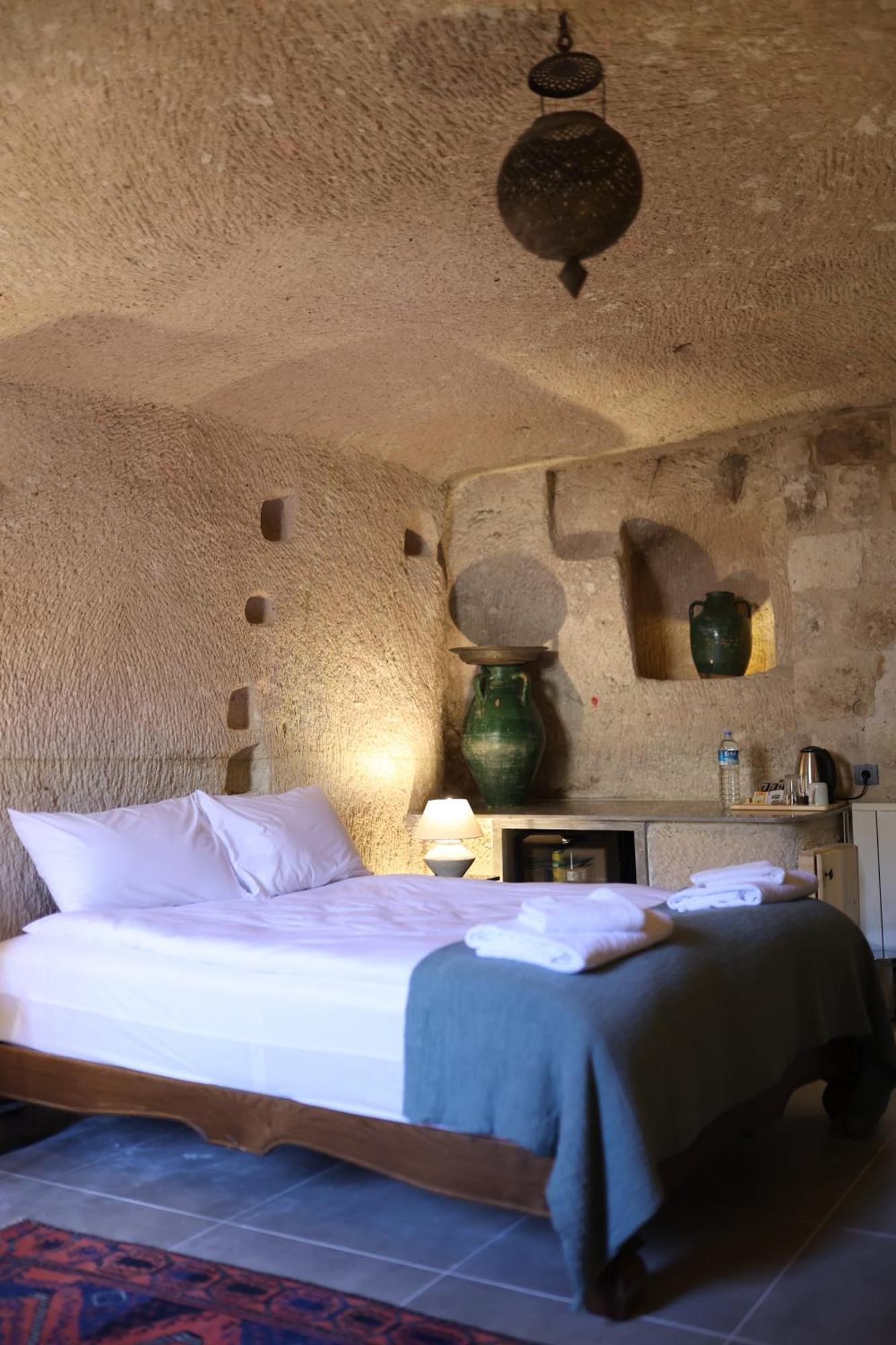 Potamia Cave Suites Ortahisar Екстериор снимка