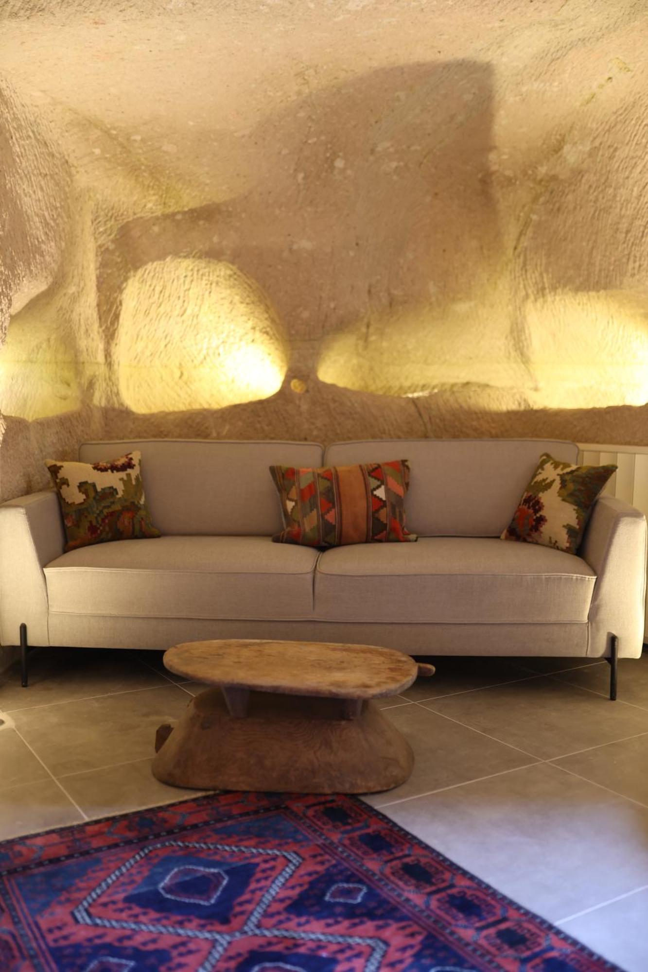 Potamia Cave Suites Ortahisar Екстериор снимка
