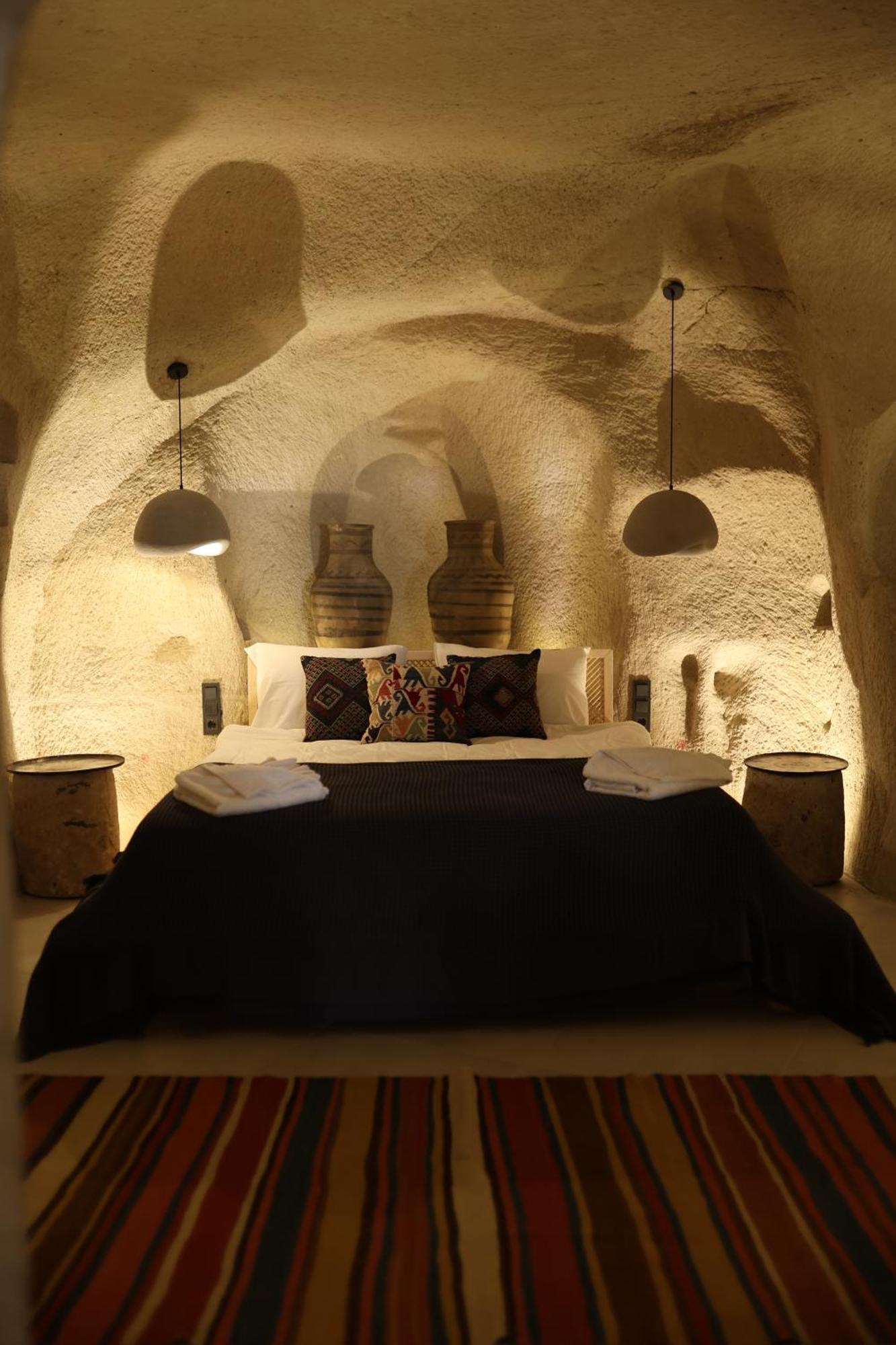 Potamia Cave Suites Ortahisar Екстериор снимка