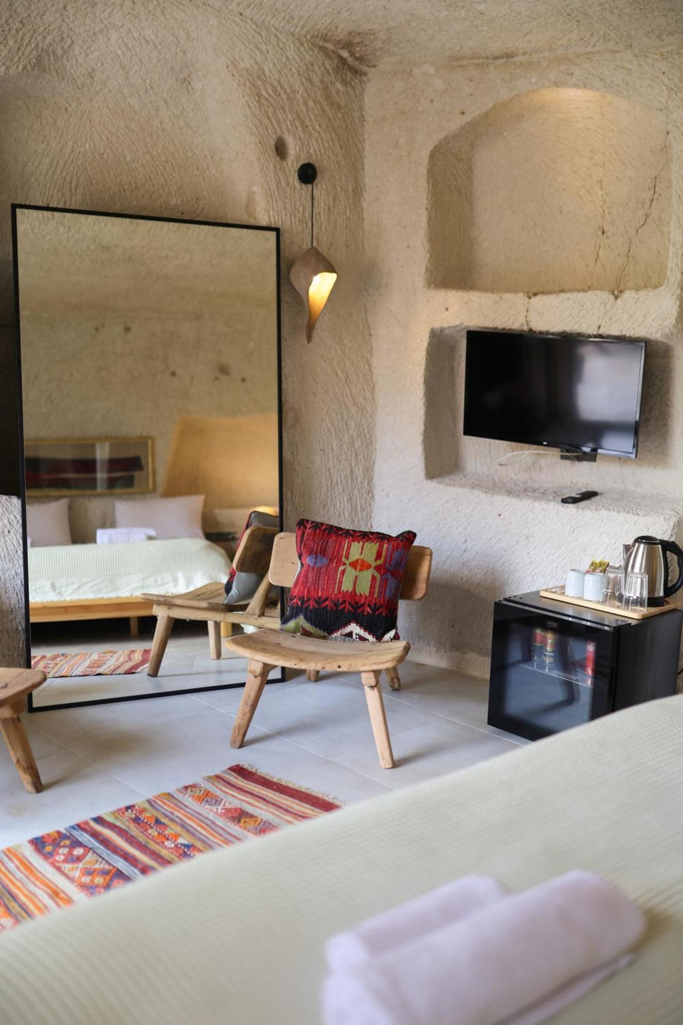 Potamia Cave Suites Ortahisar Екстериор снимка